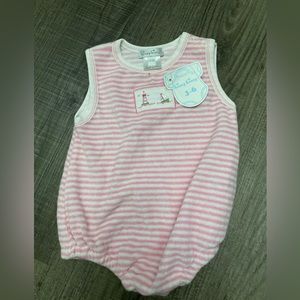 NWT kissy kissy romper